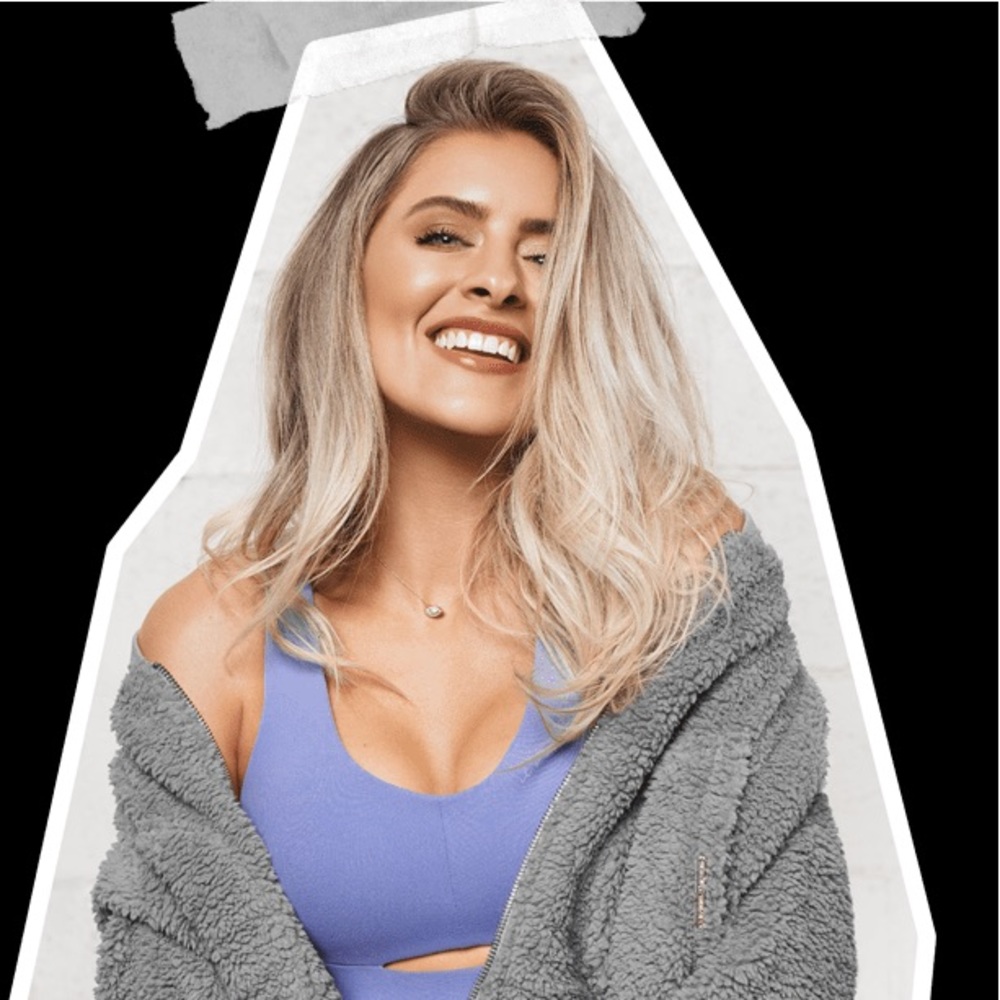 ISO: Any tops (small or medium) Any Pants (small)